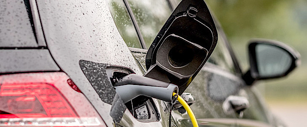 E-Mobility bei DZ Elektrotechnik GmbH in Stuttgart