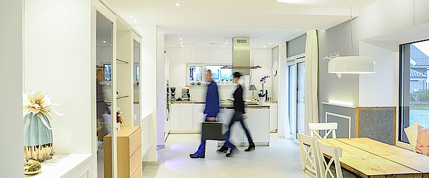 Präsenz­melder bei DZ Elektrotechnik GmbH in Stuttgart