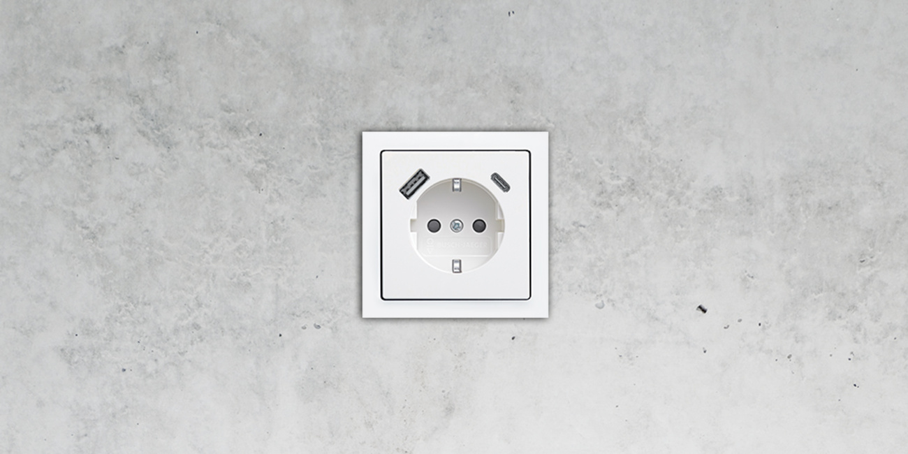 SCHUKO® USB-Steckdose bei DZ Elektrotechnik GmbH in Stuttgart