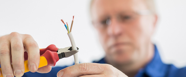 DGUV Vorschrift 3-Check bei DZ Elektrotechnik GmbH in Stuttgart