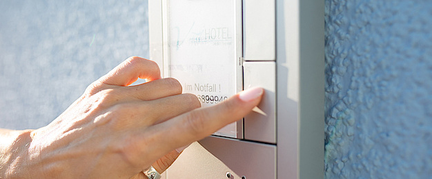 Sprech­anlagen bei DZ Elektrotechnik GmbH in Stuttgart