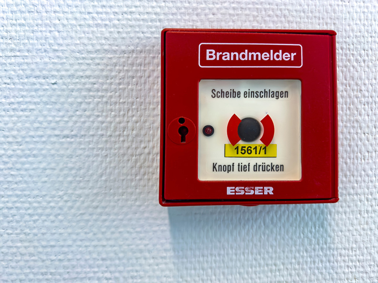 Brandmelde­anlagen bei DZ Elektrotechnik GmbH in Stuttgart